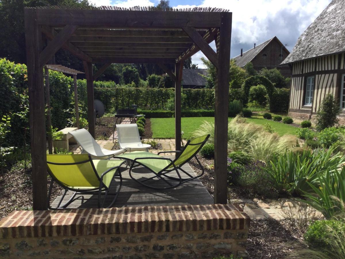 Le Clos-Masure De Beatrice Montreuil-en-Caux Zewnętrze zdjęcie