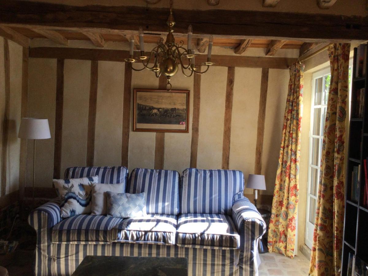 Le Clos-Masure De Beatrice Montreuil-en-Caux Zewnętrze zdjęcie